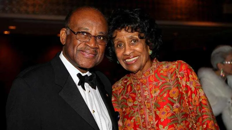 photo of Dr. Kenneth A. Forde ’59VPS and his wife Kareitha “Kay” Forde.  